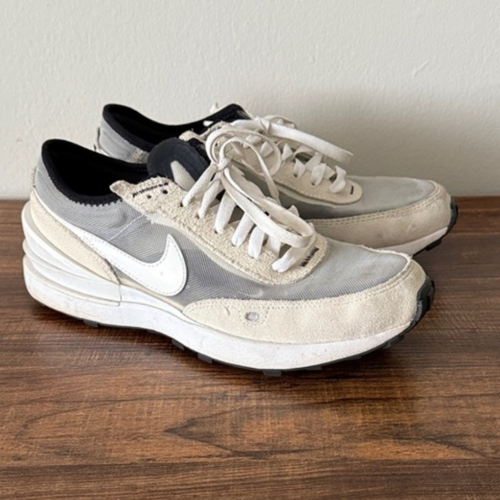 Nike Gray and Black Sneakers 7.5